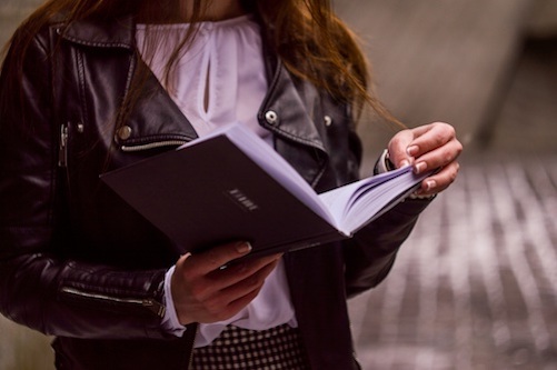 sarcastic voice in young adult fiction, YA writing, young adult writing, teen book writing, young adult voice, sarcastic voice in fiction, sarcasm in fiction, sarcasm in YA